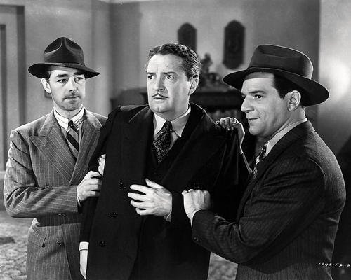 Still of John Bagni, Kenne Duncan and Bryant Washburn in Adventures of Captain Marvel (1941)