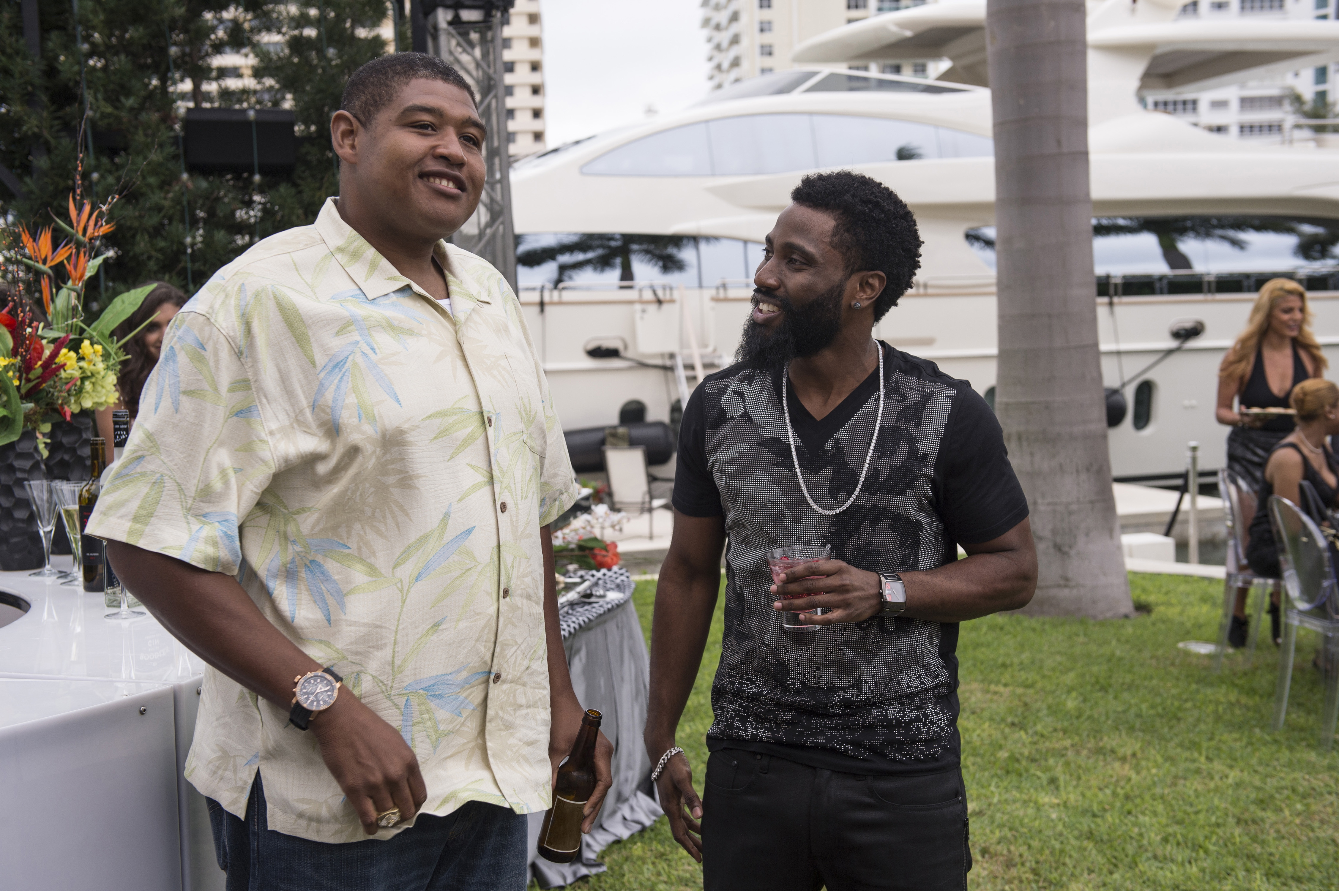 Still of Omar Benson Miller and John David Washington in Ballers (2015)