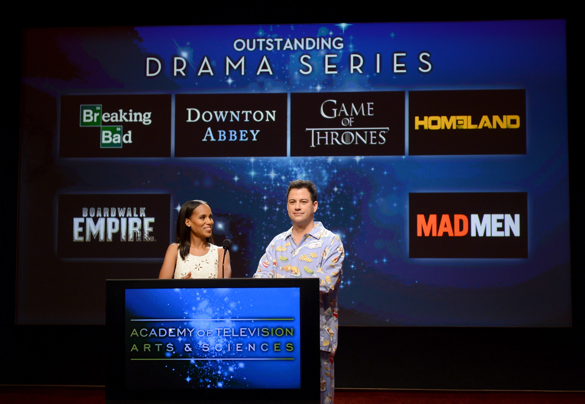 Jimmy Kimmel and Kerry Washington at event of The 64th Primetime Emmy Awards (2012)