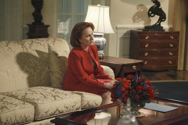 Still of Kate Burton and Kerry Washington in Scandal (2012)