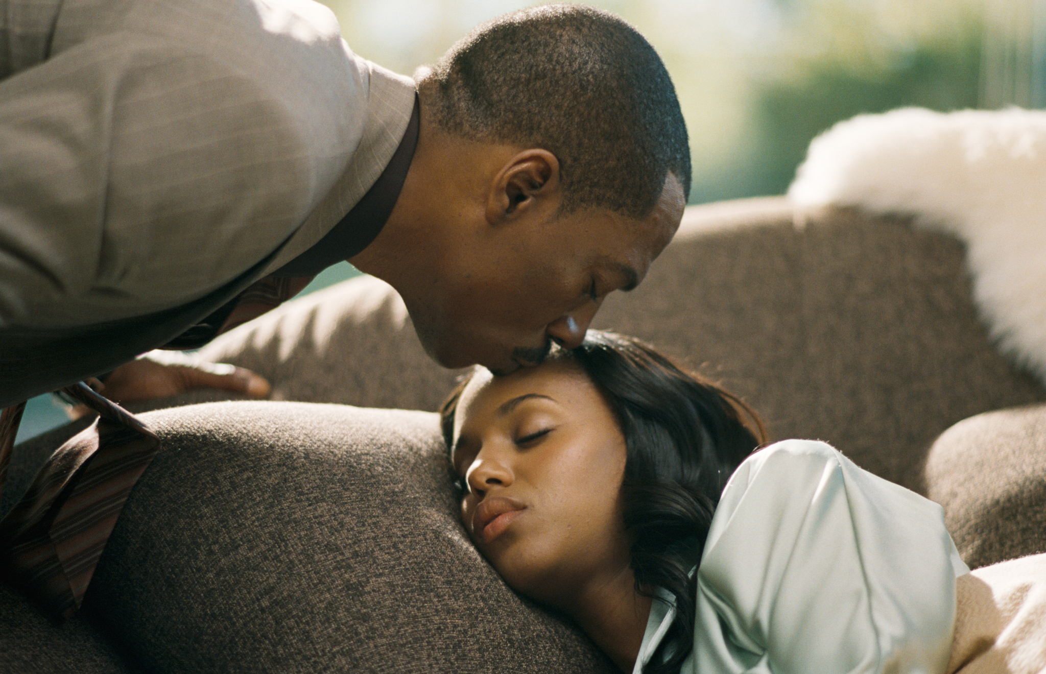 Still of Eddie Murphy and Kerry Washington in Tukstantis zodziu (2012)