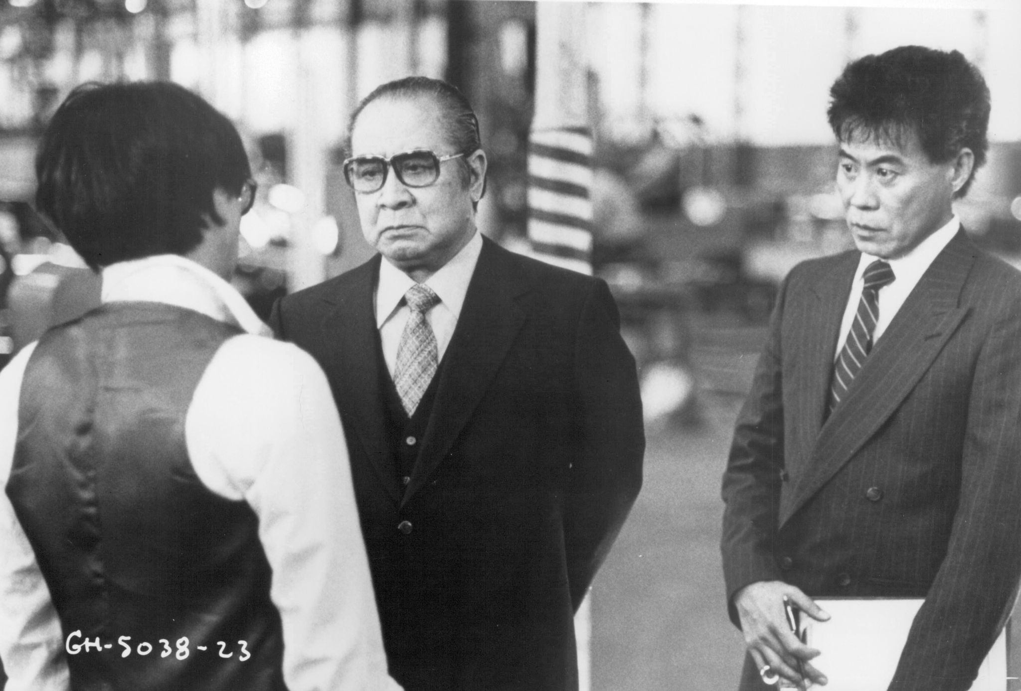 Still of Sab Shimono and Gedde Watanabe in Gung Ho (1986)