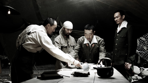 Still of Tsuyoshi Ihara, Ken Watanabe and Hiroshi Watanabe in Letters from Iwo Jima (2006)