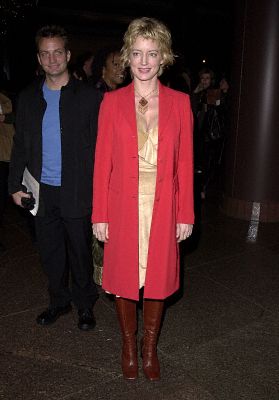 Cynthia Watros at event of A Girl Thing (2001)