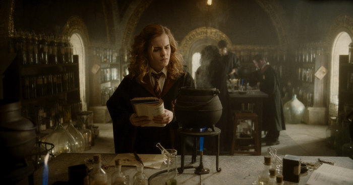 Still of Emma Watson in Haris Poteris ir netikras princas (2009)