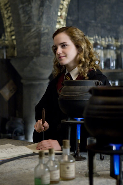 Still of Emma Watson in Haris Poteris ir netikras princas (2009)