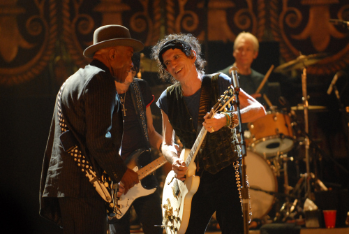 Still of Keith Richards, Charlie Watts and Ron Wood in Shine a Light (2008)