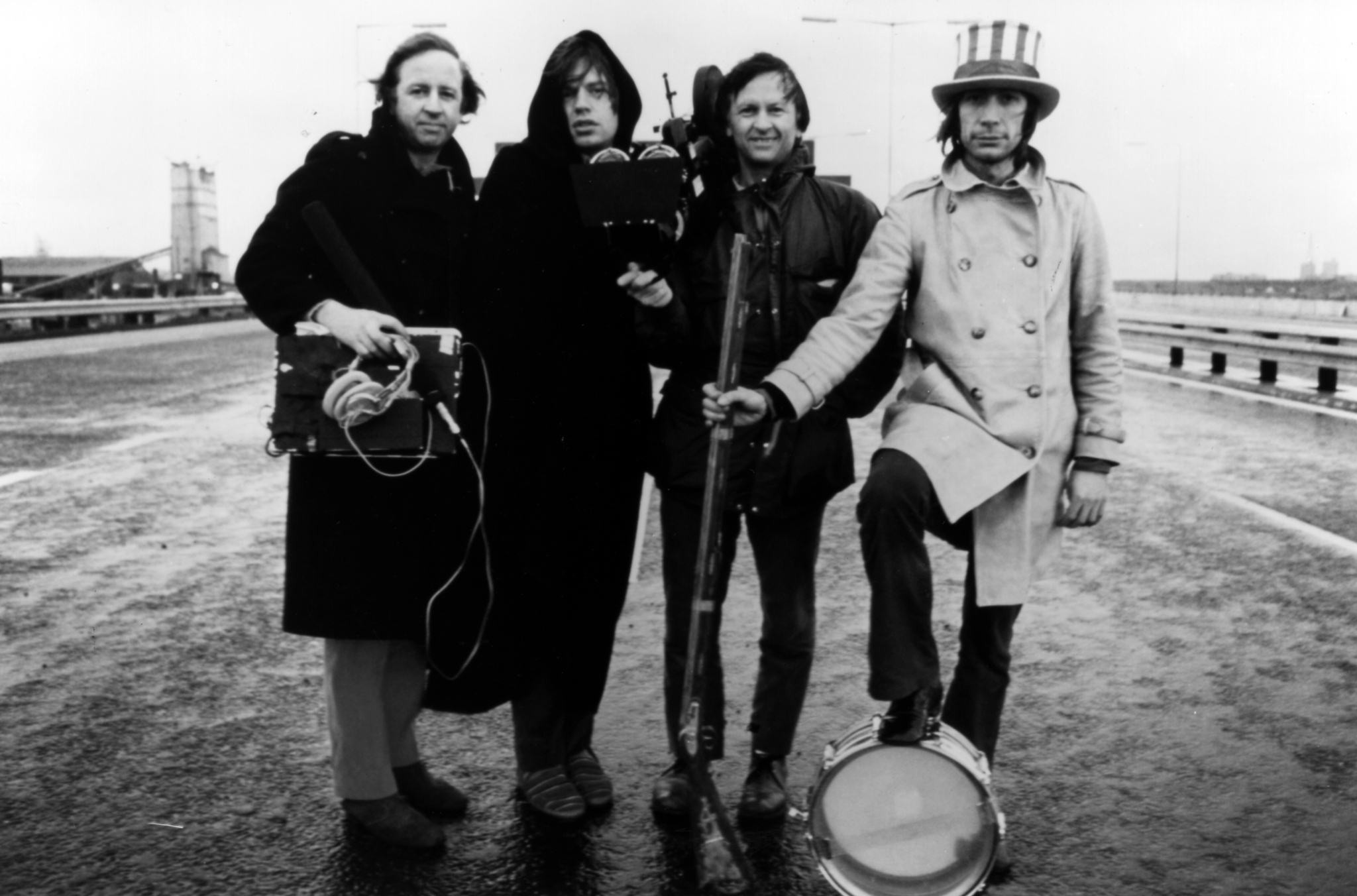 Still of Mick Jagger, Albert Maysles, David Maysles and Charlie Watts in Gimme Shelter (1970)