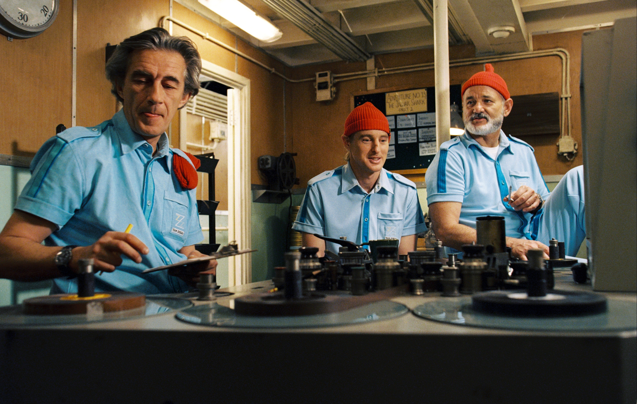 Still of Bill Murray, Owen Wilson and Pawel Wdowczak in The Life Aquatic with Steve Zissou (2004)