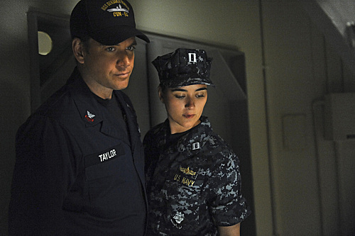 Still of Michael Weatherly and Cote de Pablo in NCIS: Naval Criminal Investigative Service (2003)