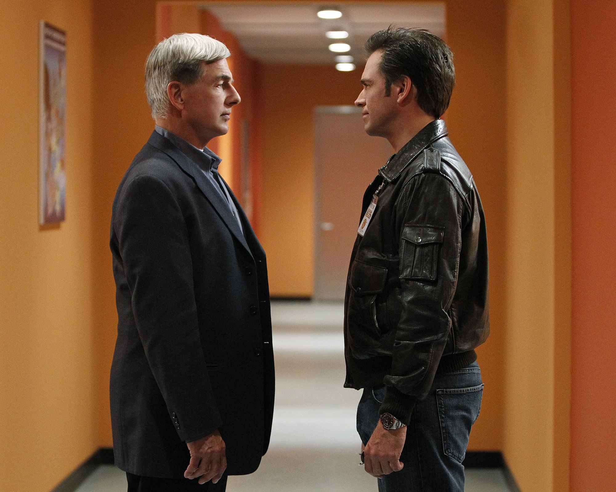 Still of Mark Harmon and Michael Weatherly in NCIS: Naval Criminal Investigative Service (2003)