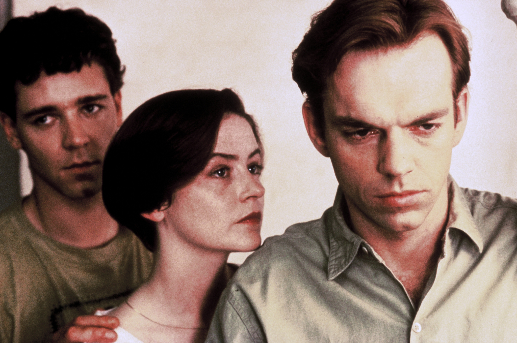 Still of Russell Crowe, Geneviève Picot and Hugo Weaving in Proof (1991)