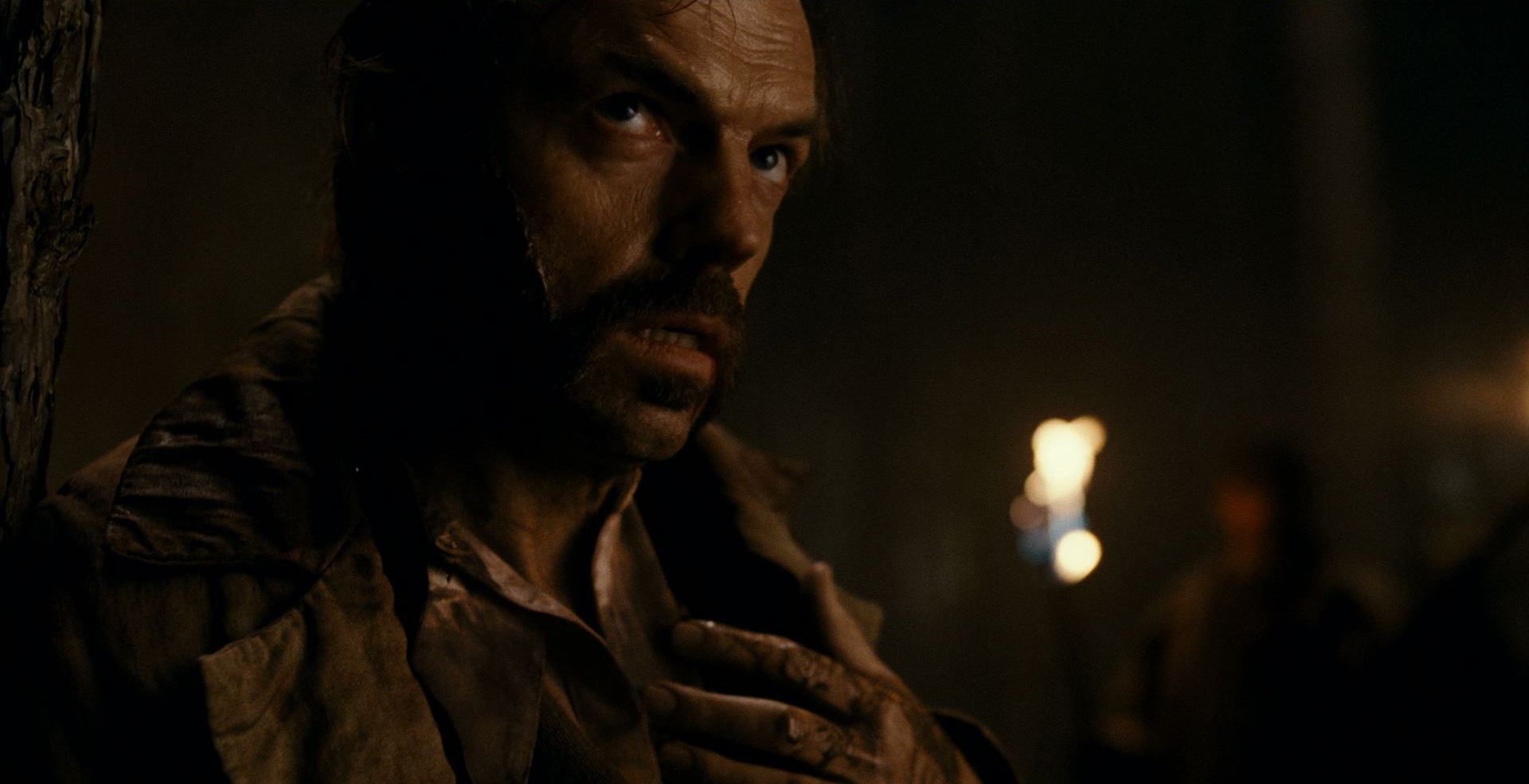 Still of Hugo Weaving in Vilkolakis (2010)