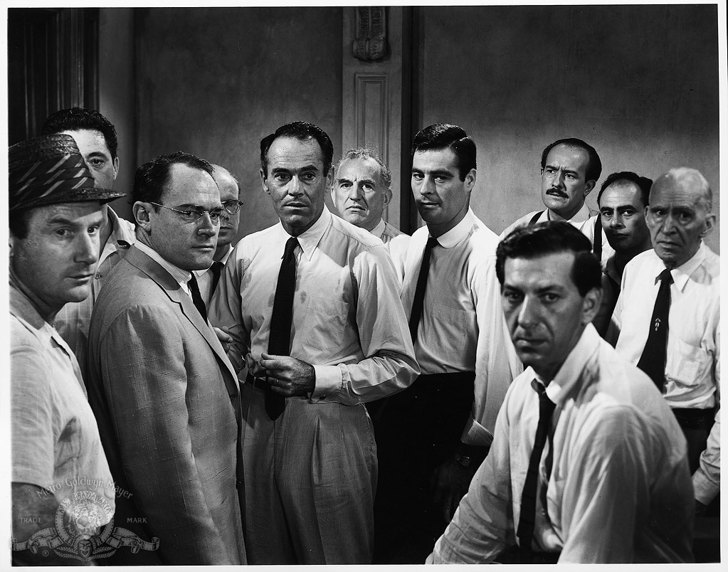 Still of Henry Fonda, Jack Klugman, E.G. Marshall and Robert Webber in 12 ituzusiu vyru (1957)