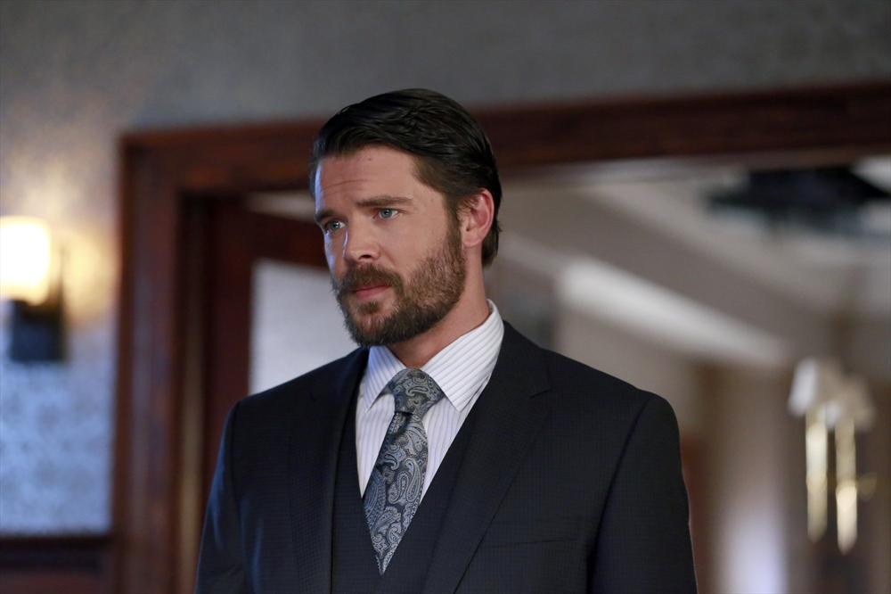 Still of Charlie Weber in How to Get Away with Murder (2014)