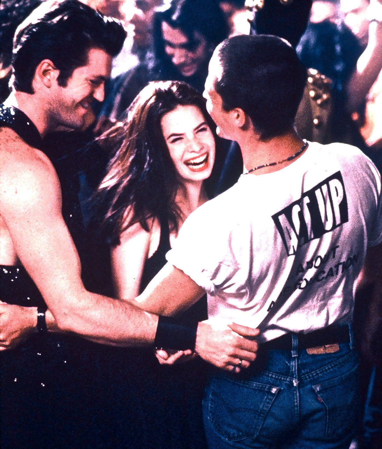 Holly Marie Combs, Tim Guinee and Dewey Weber in Chain of Desire (1992)