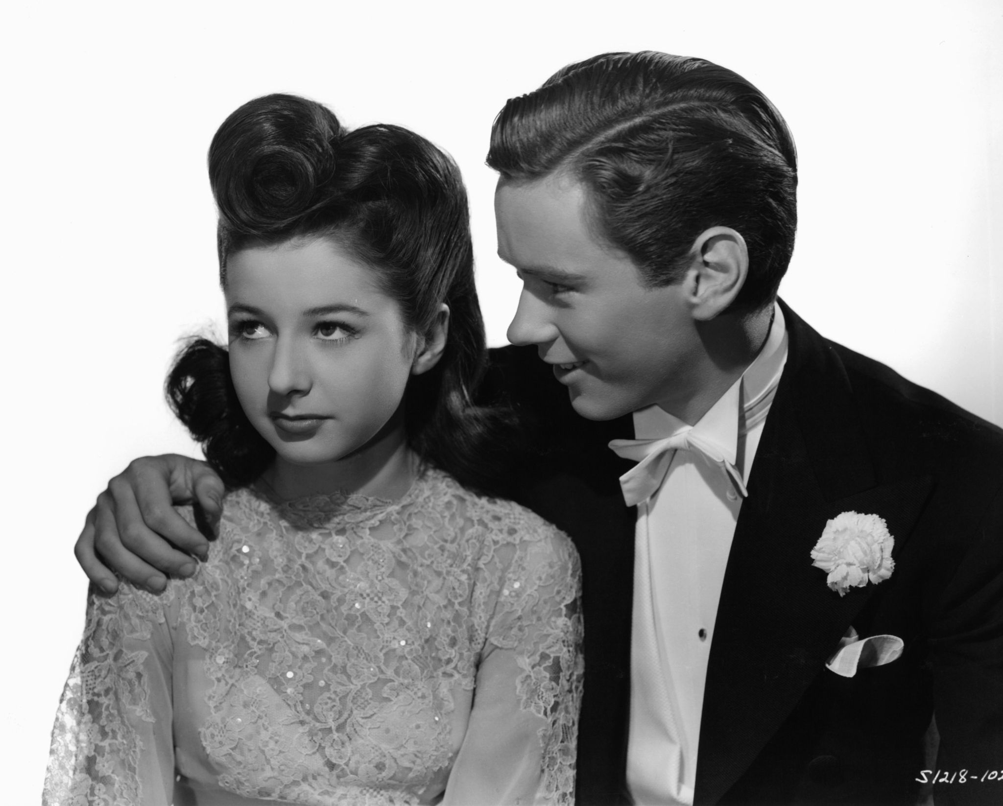 Still of Ray McDonald and Virginia Weidler in Born to Sing (1942)
