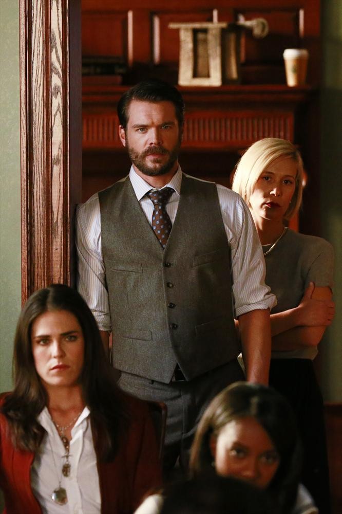 Still of Karla Souza, Charlie Weber and Liza Weil in How to Get Away with Murder (2014)