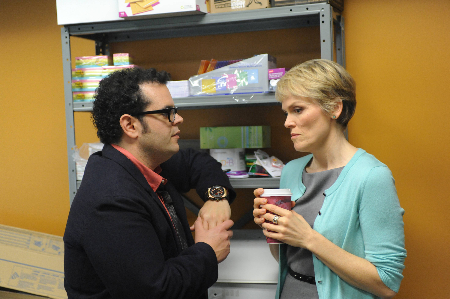 Still of Stephnie Weir and Josh Gad in The Comedians (2015)