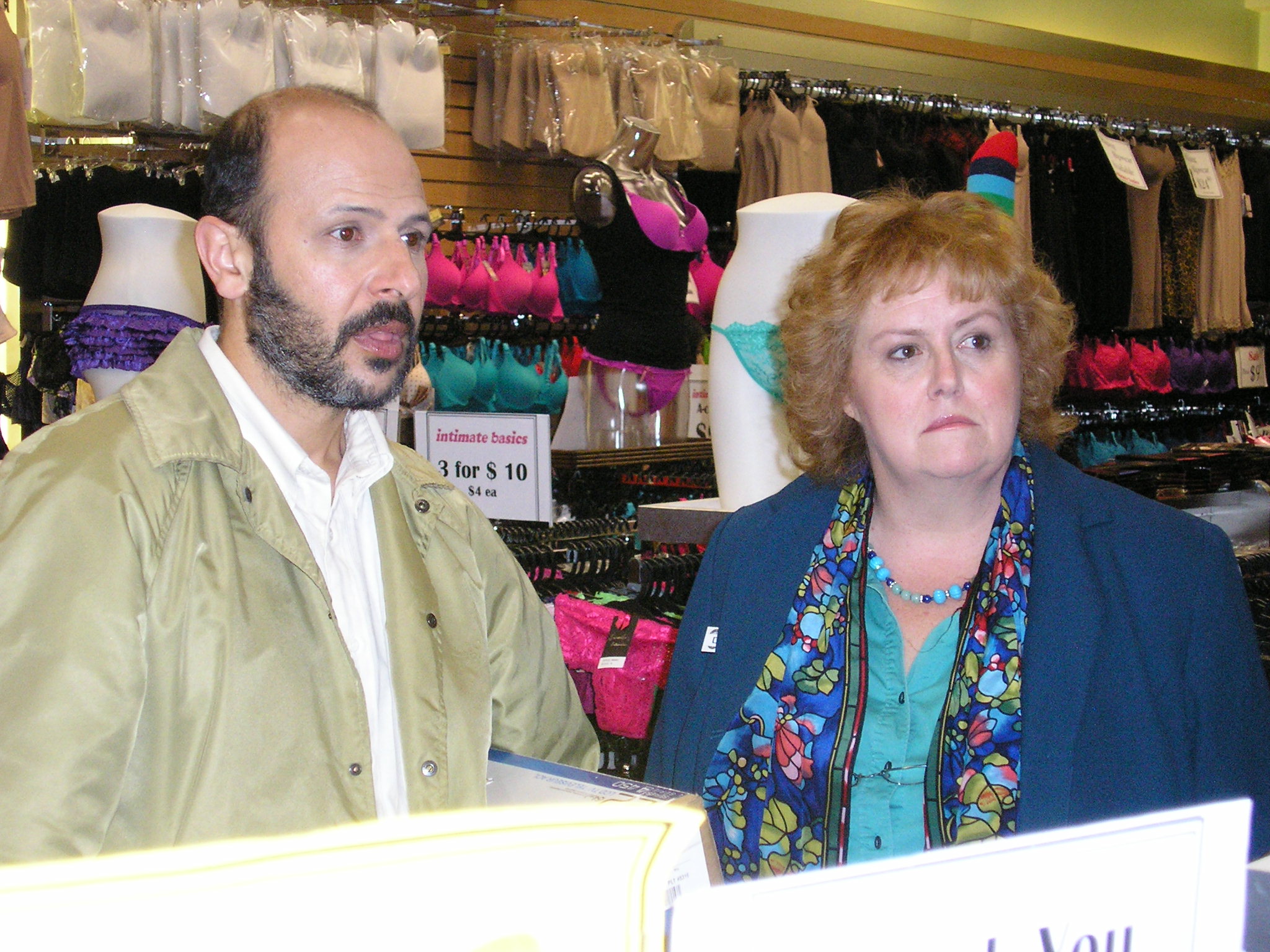 A still of Tracy Weisert & Maz Jobrani from the set of REZA HASSANI GOES TO THE MALL with