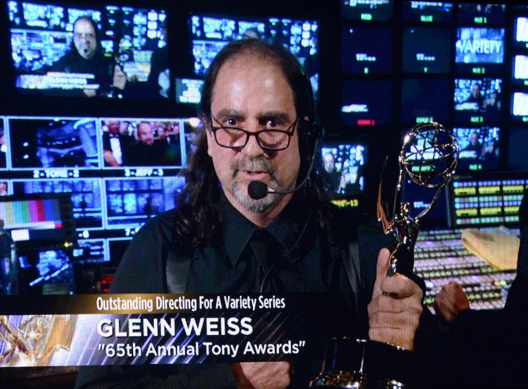 Glenn Weiss at event of The 64th Primetime Emmy Awards (2012)