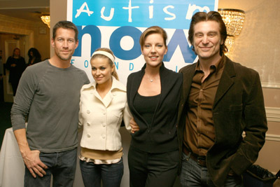 Carmen Electra, James Denton, Andrea Parker and Michael T. Weiss