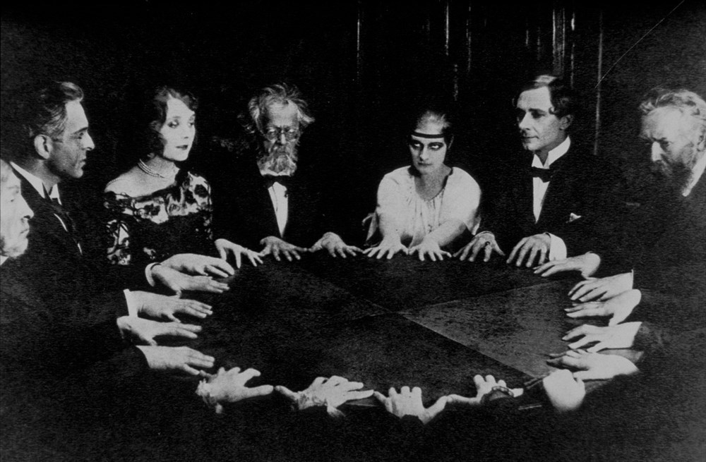 Still of Alfred Abel, Rudolf Klein-Rogge and Gertrude Welcker in Dr. Mabuse, der Spieler - Ein Bild der Zeit (1922)