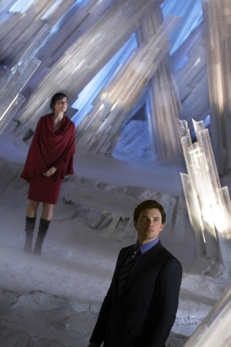 Still of Tom Welling and Erica Durance in Smallville (2001)