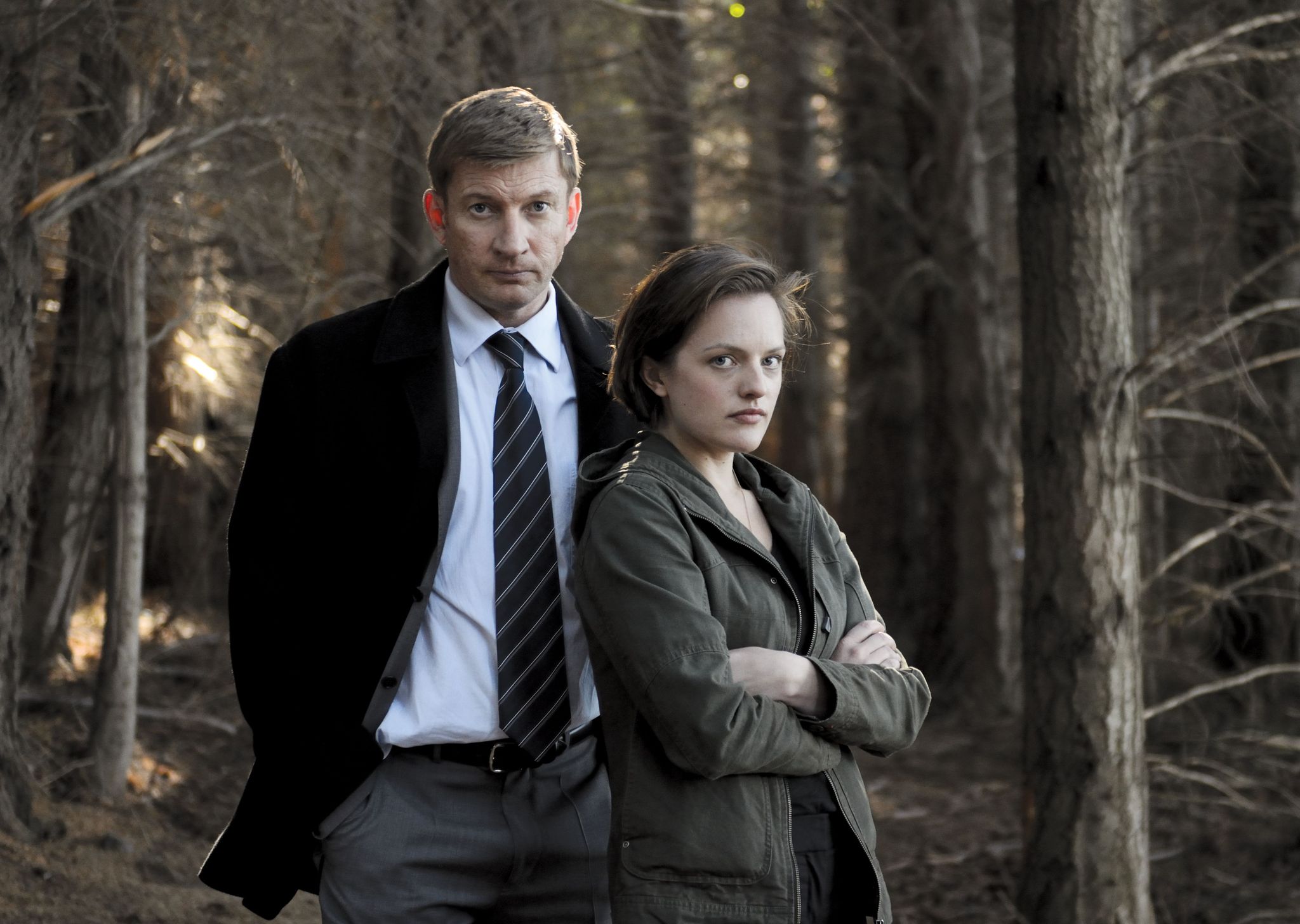 Still of Elisabeth Moss and David Wenham in Top of the Lake (2013)