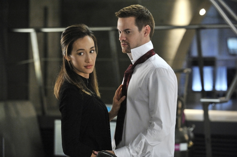 Still of Maggie Q and Shane West in Nikita (2010)