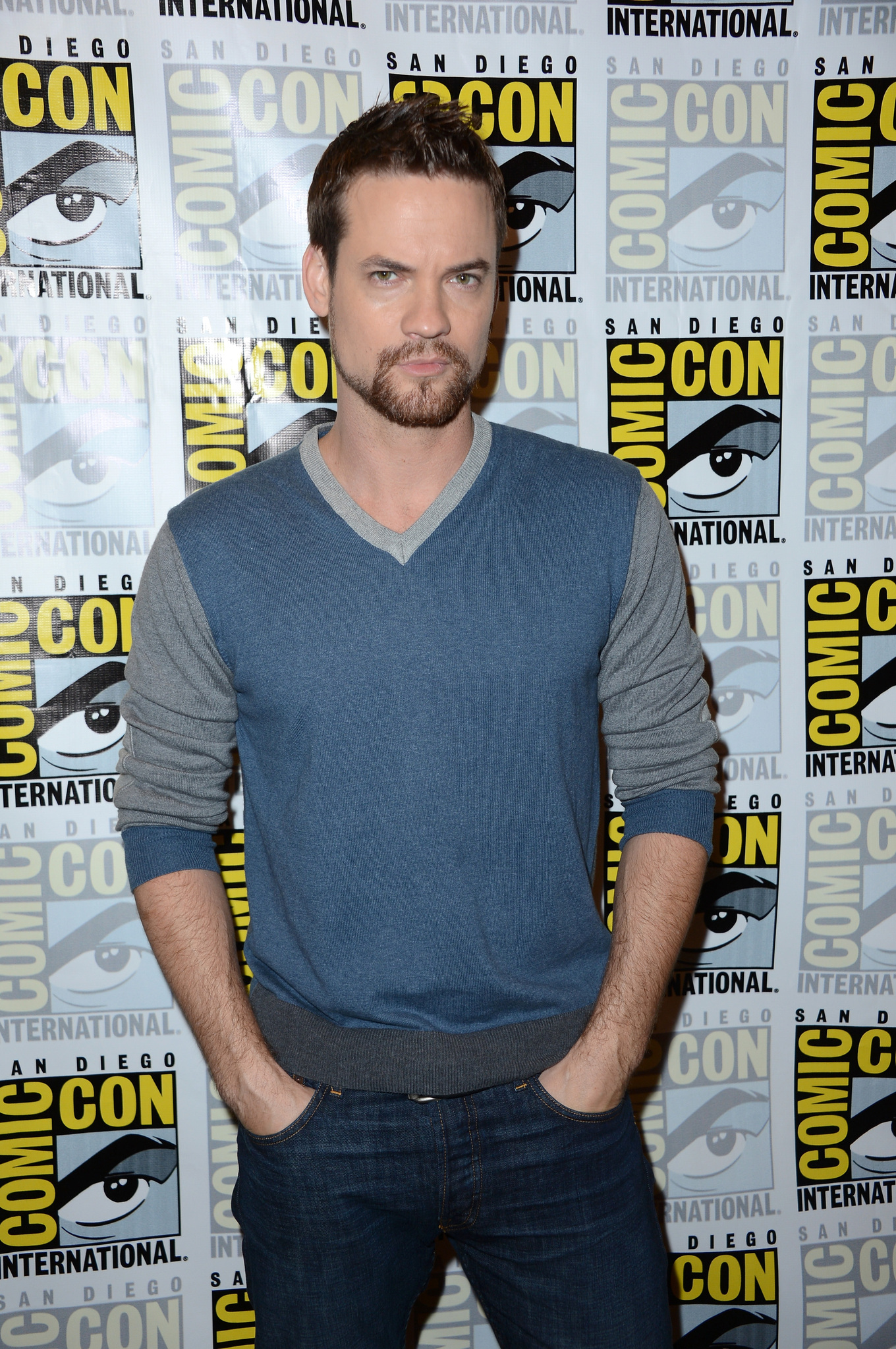 Shane West at event of Nikita (2010)
