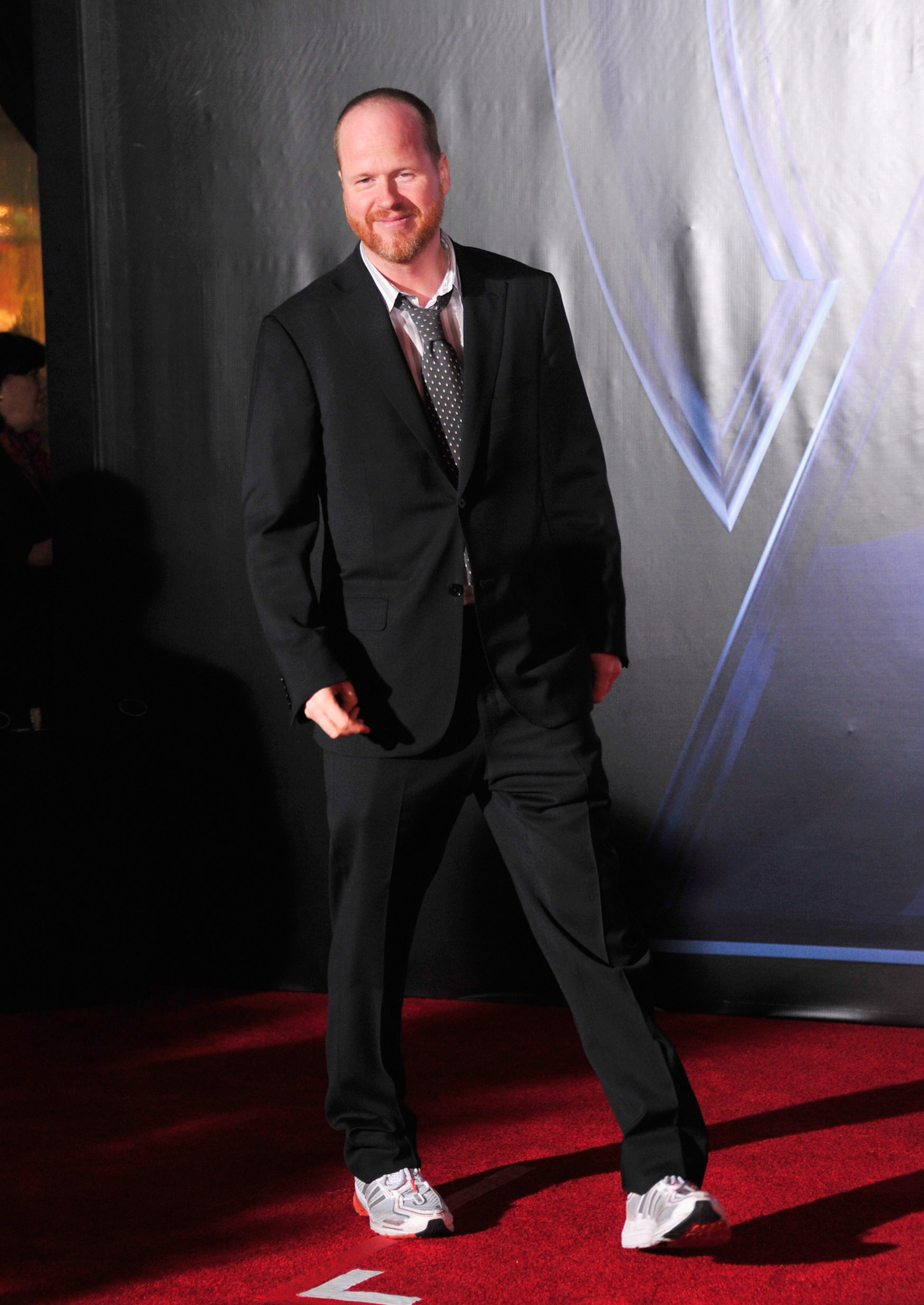 Joss Whedon at event of Kersytojai (2012)