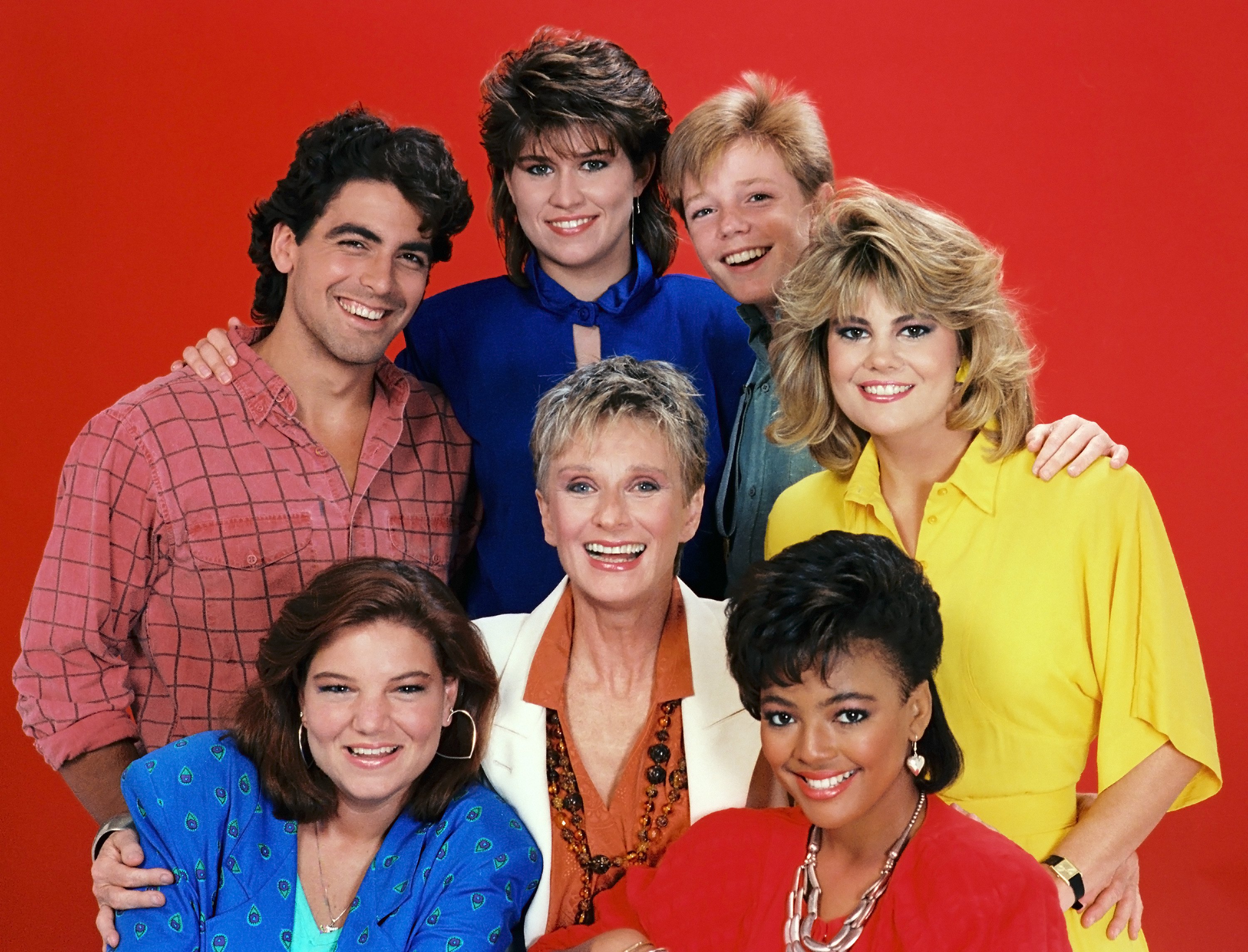 Still of George Clooney, Cloris Leachman, Nancy McKeon, Kim Fields, Mackenzie Astin, Mindy Cohn and Lisa Whelchel in The Facts of Life (1979)