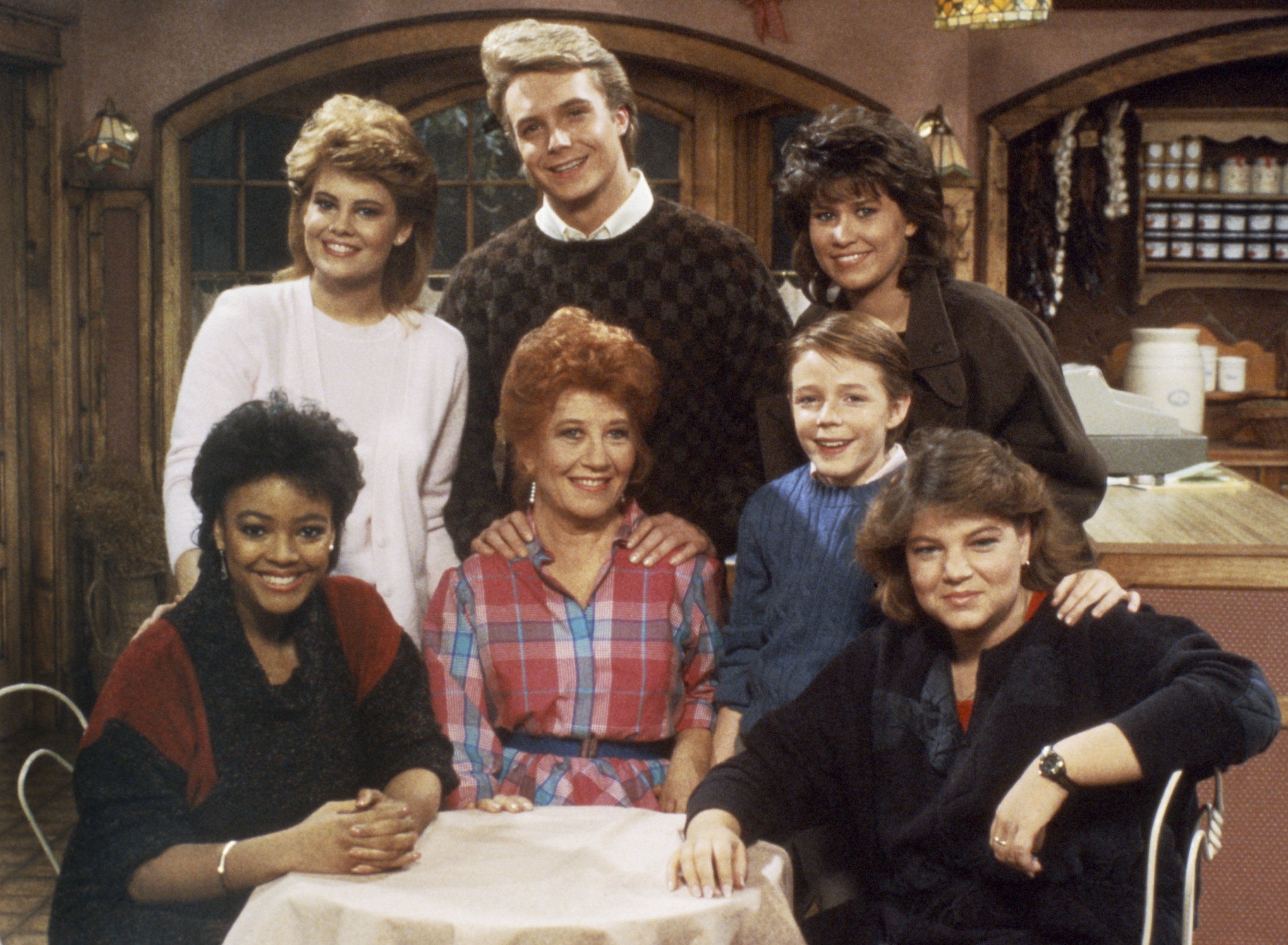 Still of Nancy McKeon, Kim Fields, Mackenzie Astin, Ryan Cassidy, Mindy Cohn, Charlotte Rae and Lisa Whelchel in The Facts of Life (1979)