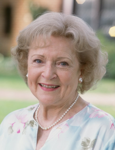 Betty White in Bringing Down the House (2003)
