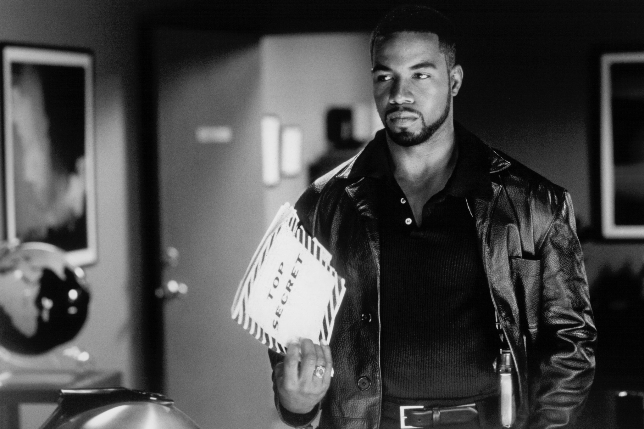 Still of Michael Jai White in Spawn (1997)