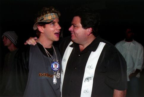 Still of Jamie Kennedy and John Whitesell in Malibu's Most Wanted (2003)