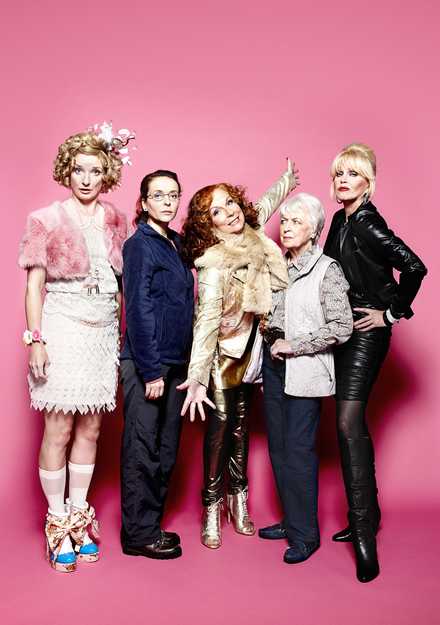 Still of Jane Horrocks, Joanna Lumley, Jennifer Saunders, Julia Sawalha and June Whitfield in Absolutely Fabulous (1992)