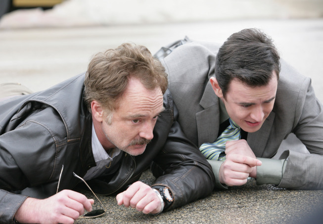 Still of Colin Hanks and Bradley Whitford in The Good Guys (2010)