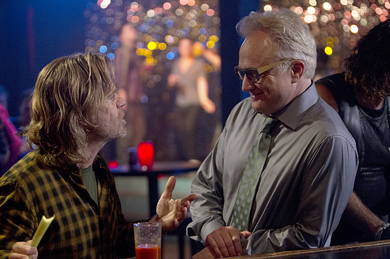 Still of William H. Macy and Bradley Whitford in Shameless (2011)