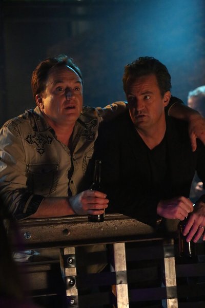 Still of Matthew Perry and Bradley Whitford in Go On (2012)