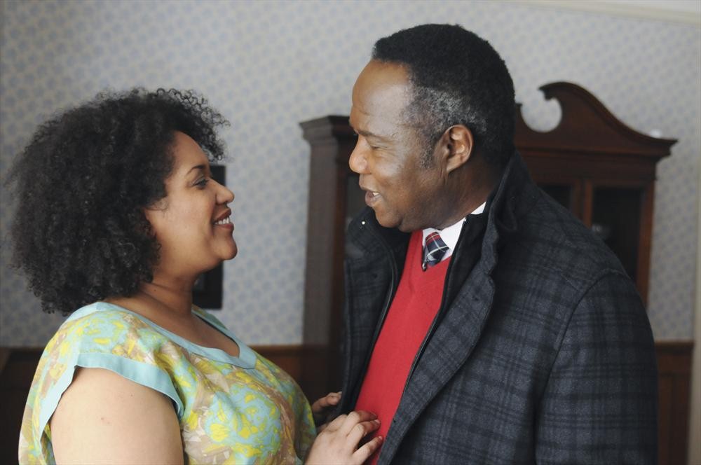 Still of Kim Roberts and Isiah Whitlock Jr. in Lucky 7 (2013)