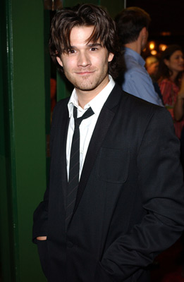 Johnny Whitworth at event of Kiss the Bride (2002)