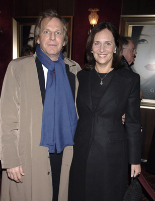 Lucy Fisher and Douglas Wick at event of Memoirs of a Geisha (2005)