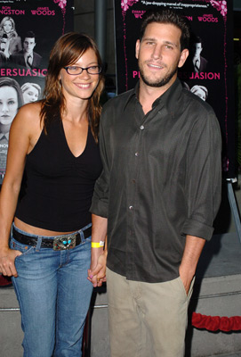 Amy Smart and Branden Williams at event of Pretty Persuasion (2005)
