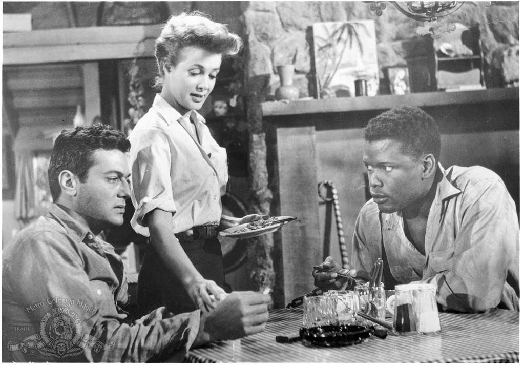 Still of Tony Curtis, Sidney Poitier and Cara Williams in The Defiant Ones (1958)