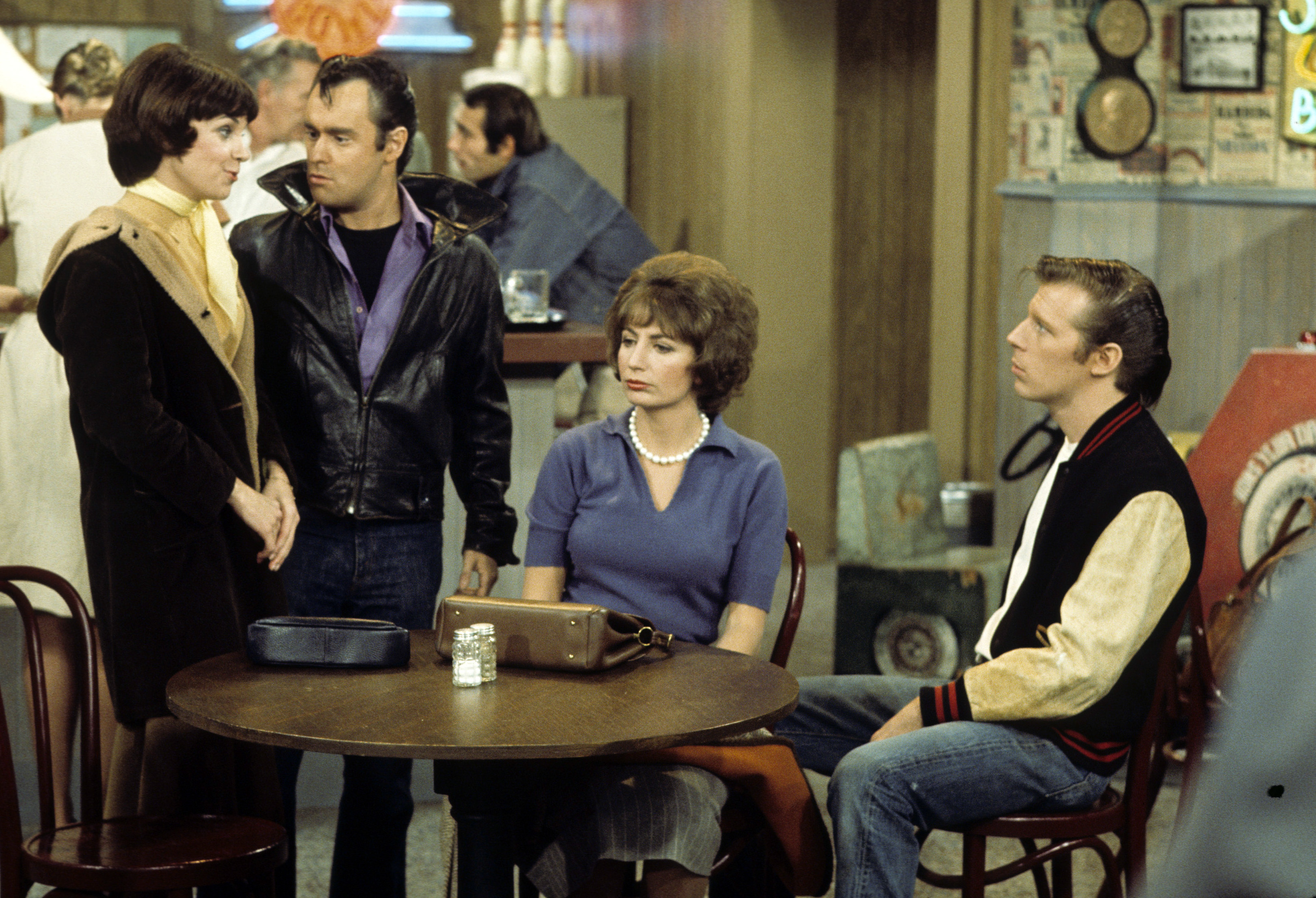 Still of Penny Marshall, David L. Lander, Michael McKean and Cindy Williams in Laverne & Shirley (1976)