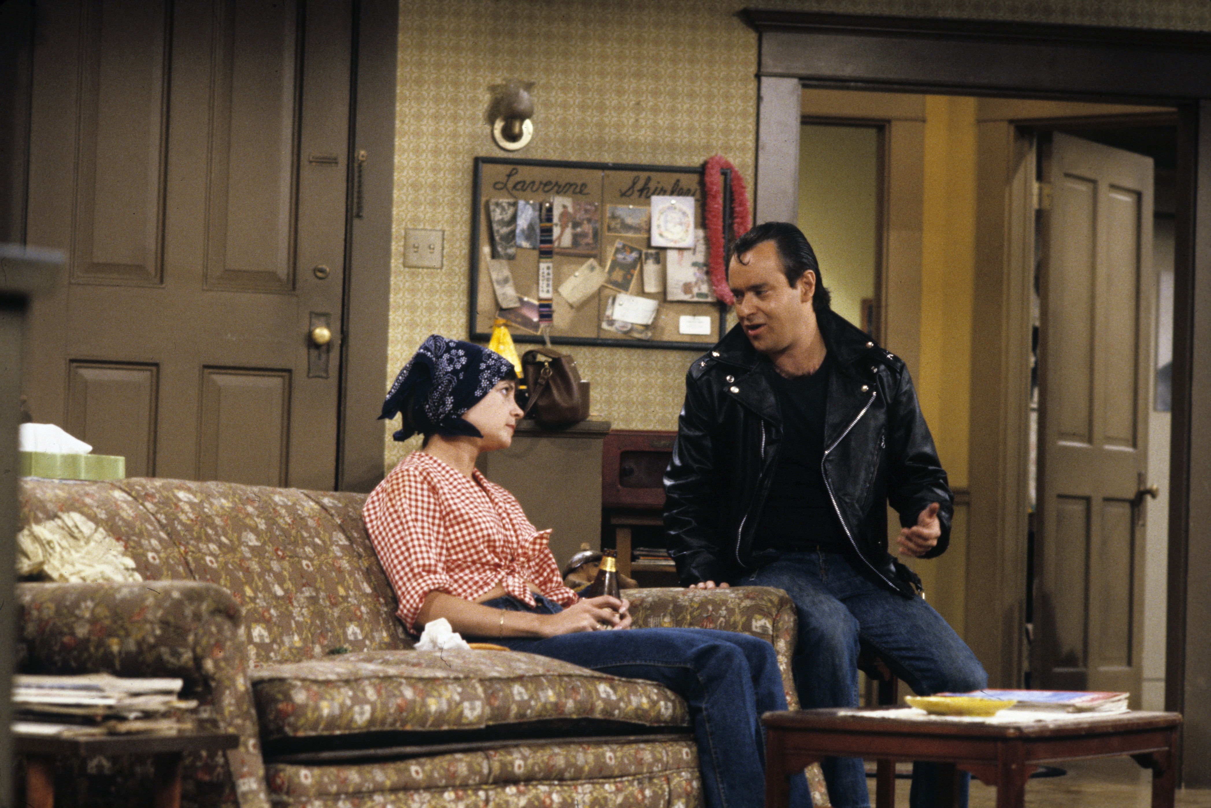 Still of David L. Lander and Cindy Williams in Laverne & Shirley (1976)