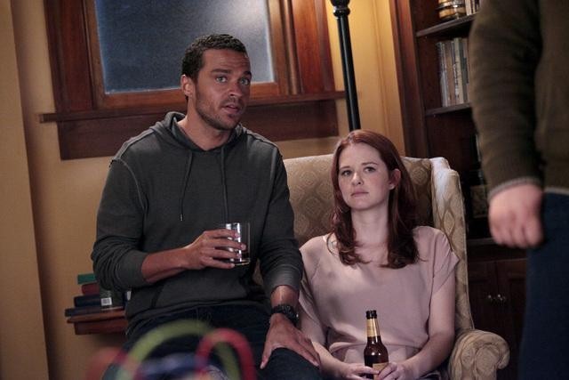 Still of Sarah Drew and Jesse Williams in Grei anatomija (2005)