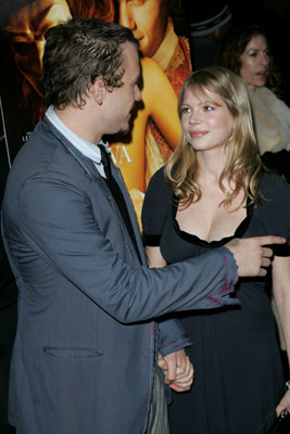 Heath Ledger and Michelle Williams at event of Casanova (2005)